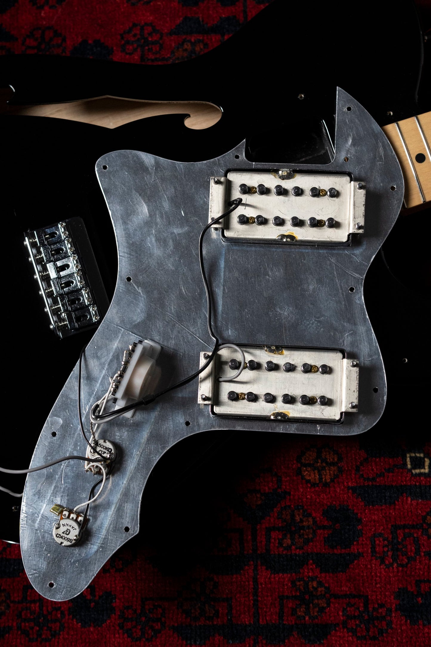 2016 Made in Japan Exclusive Series FSR Classic 70's Telecaster Thinline, Traditional, Black, 7lbs, Ash