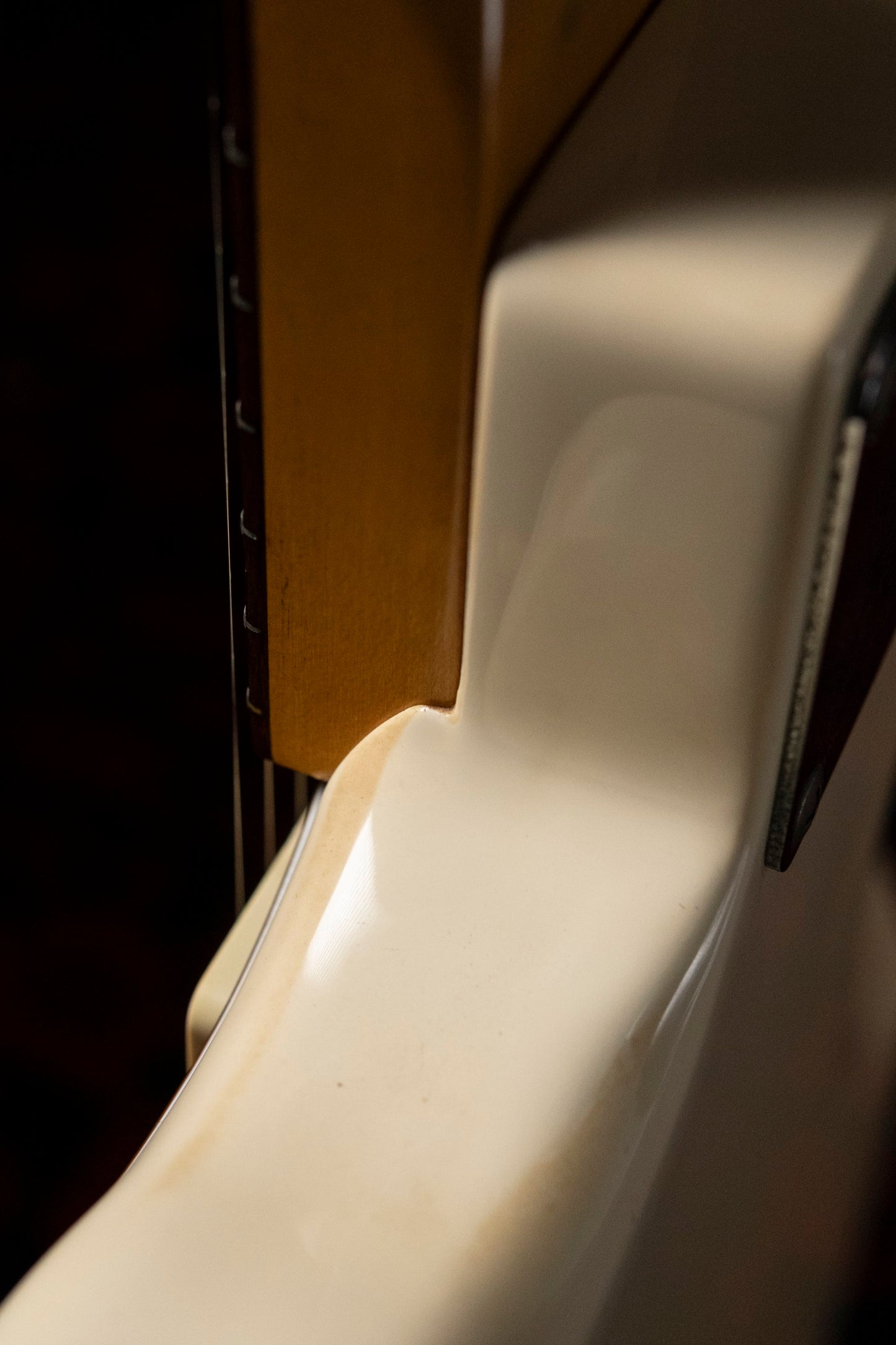 1985 Fender JM66-70 Jazzmaster, Vintage White