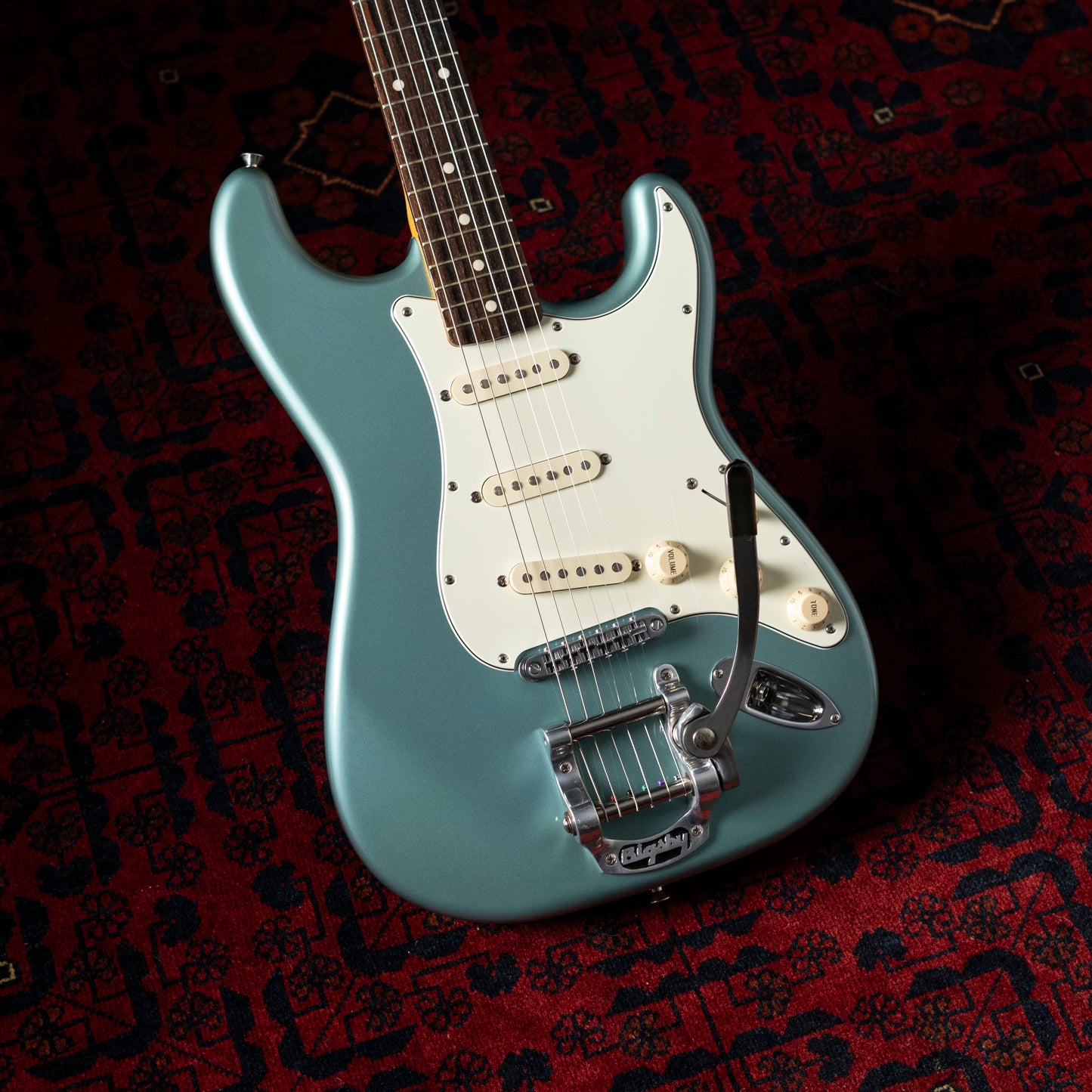 2012 Fender ST62-BIGS Bigsby B5 '62 Stratocaster, Non-Catalog Shop Order, Ocean Turquoise Metallic, OTM