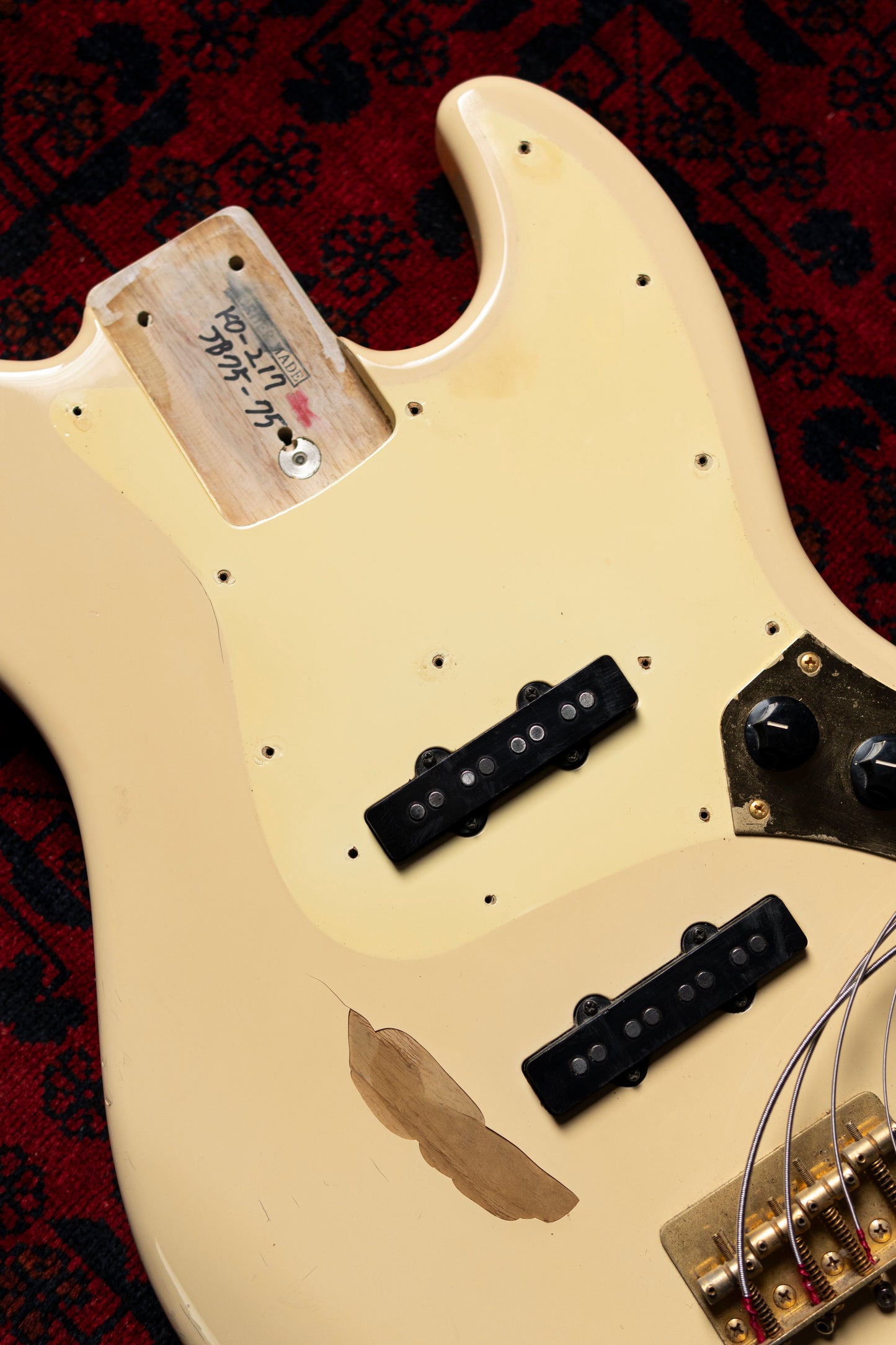 1990 Fender "Order Made" JB75-75 Jazz Bass, Gold Hardware, Fully Painted, White