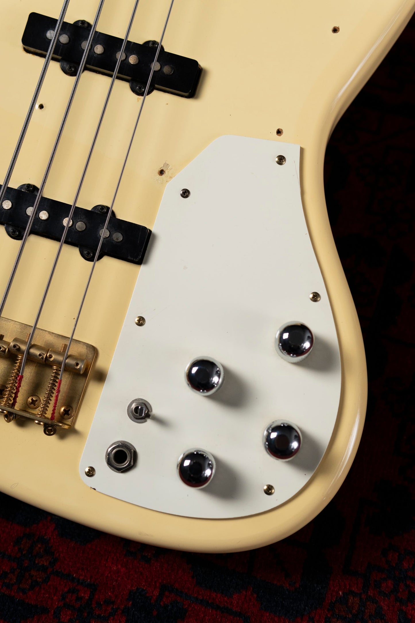 1989 Fender "Order Made" JB75-900 Jazz Bass, Gold Hardware, Fully Painted White