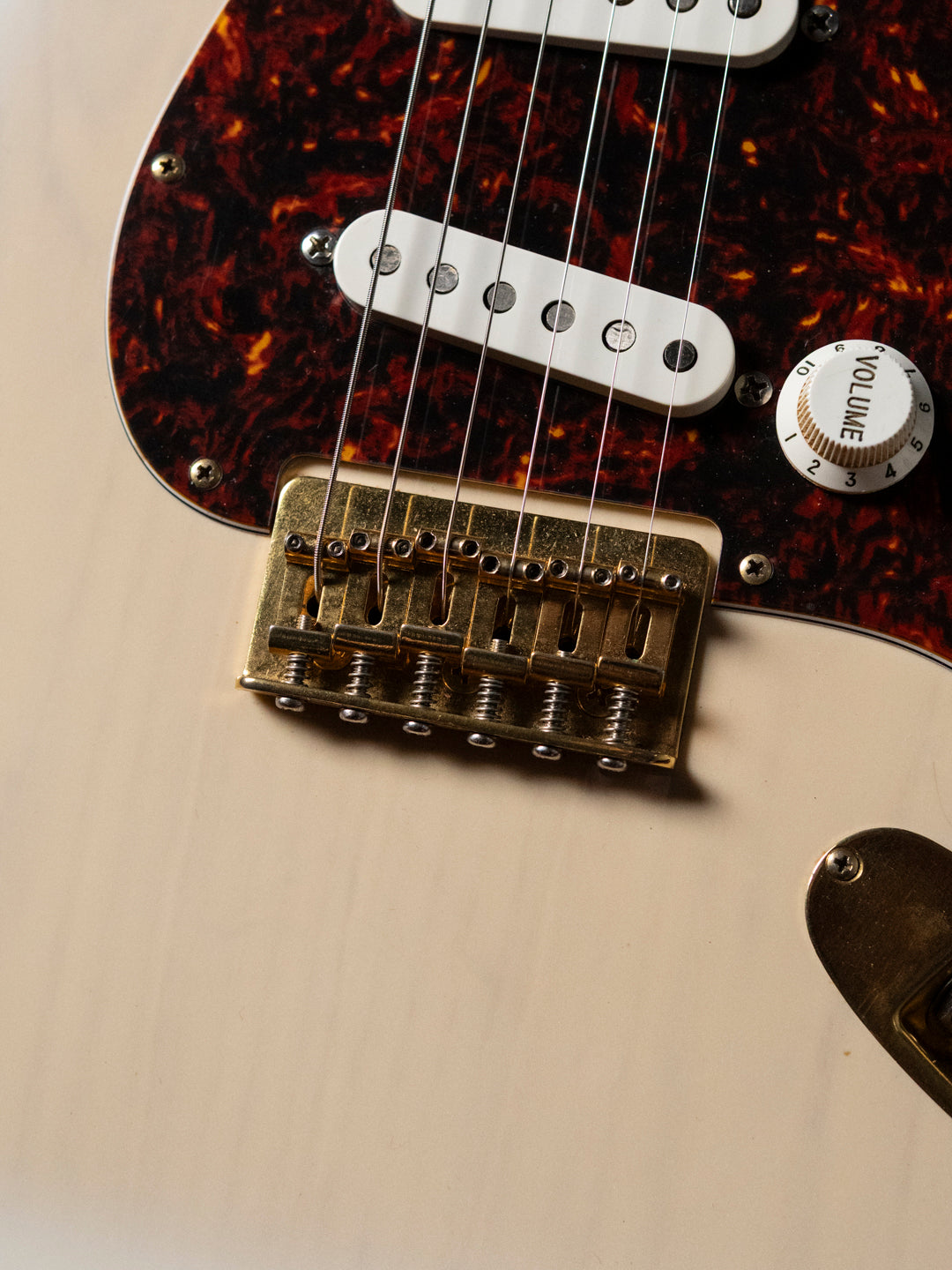 2005 Fender STG-135GM Hardtail Gerry McGee (The Ventures) Signature Stratocaster, Custom Shop Pickups, TBX (Clapton) mid boost