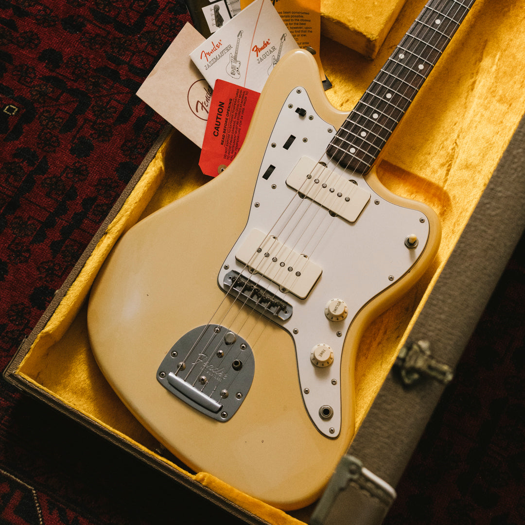 2000 Yamano Fender American Vintage '62 Jazzmaster, Matching Headstock, 100% original, Japan Exclusive, Shell Pink, OHSC, AVRI