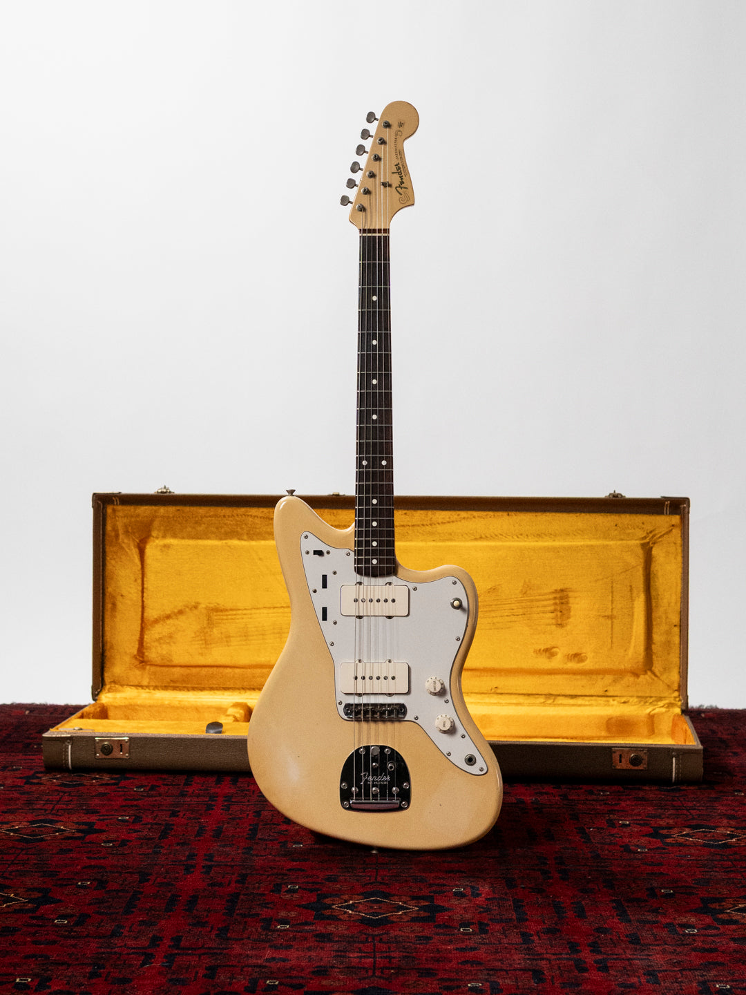 2000 Yamano Fender American Vintage '62 Jazzmaster, Matching Headstock, 100% original, Japan Exclusive, Shell Pink, OHSC, AVRI