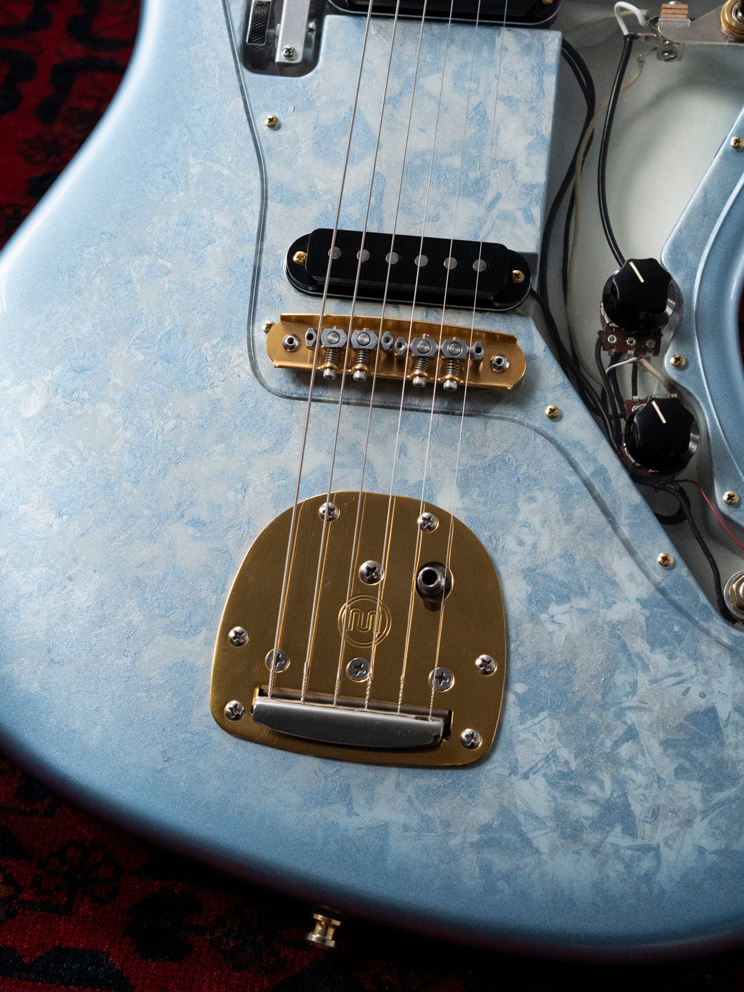 2020 Navigator 25.5" Scale Jaguar, ESP Custom Shop, Gold Mastery, Blocks & Binding, Maple Fretboard, Swamp Ash, Seymour Duncan Antiquity, N-JM, N-JG
