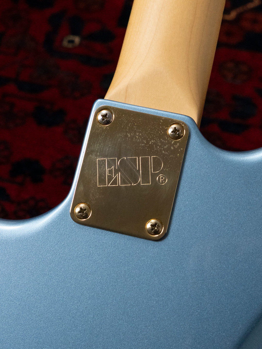 2020 Navigator 25.5" Scale Jaguar, ESP Custom Shop, Gold Mastery, Blocks & Binding, Maple Fretboard, Swamp Ash, Seymour Duncan Antiquity, N-JM, N-JG