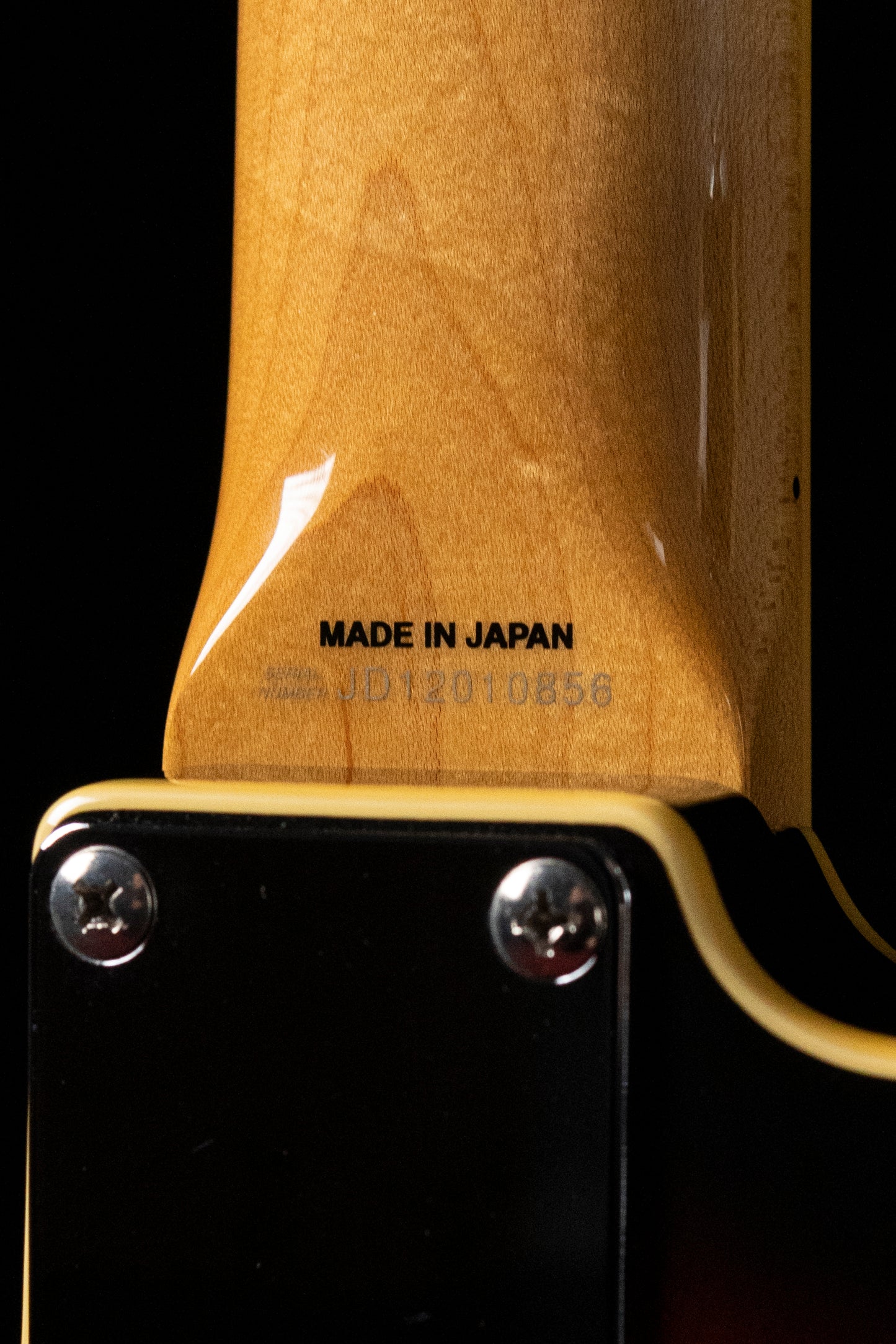 2012 Fender ST/HO/3S Hollow Body Stratocaster, 7lbs, Thinline, Mahogany