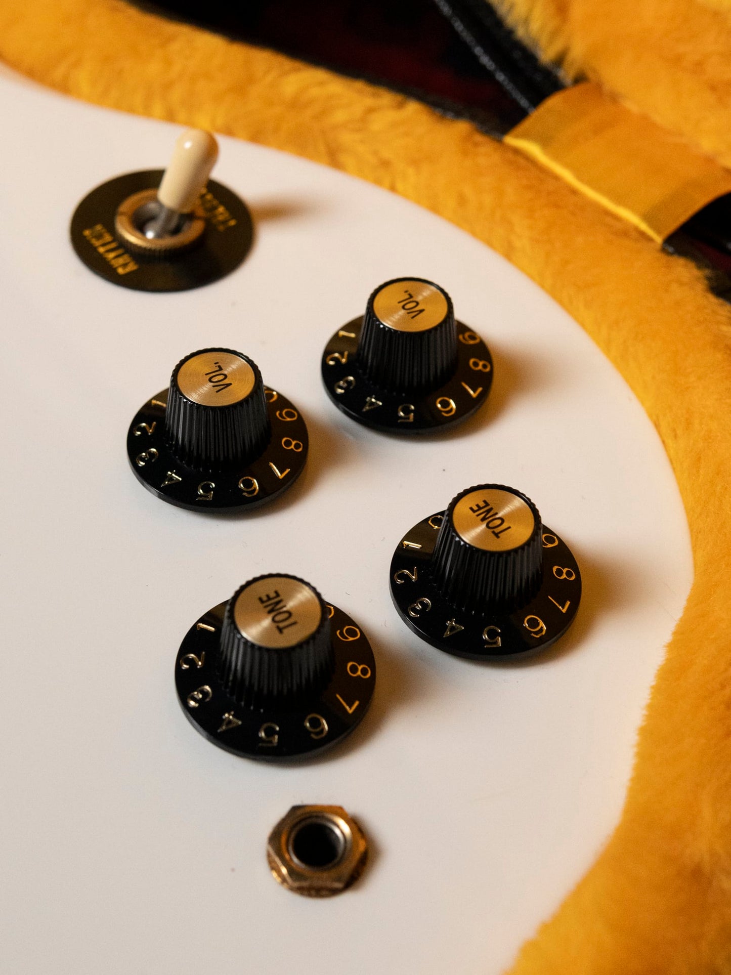 1991 Greco SS-85S SG Special/Custom, P90, 6.66lbs, Gold Hardware, The Street Sliders, Ranmaru, Gibson Case