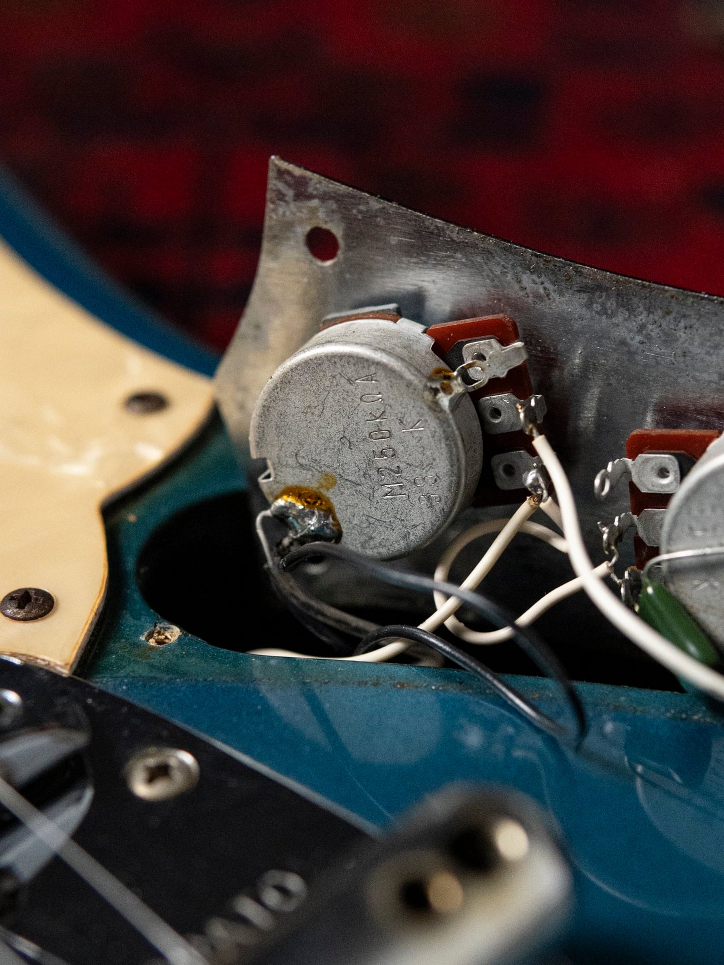 1993 Fender MG69, Order, Non-Catalog, Lake Placid Blue