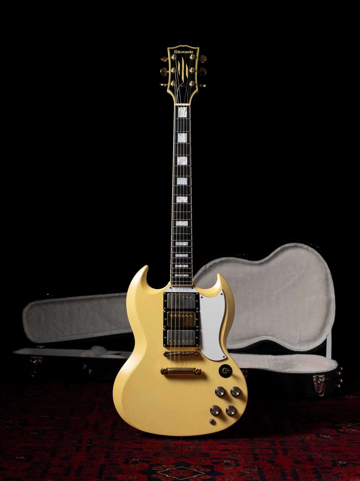 2004 Edwards E-SG3-95LTC SG Custom, Ebony, Lacquer, ESP, Gibson USA Hard Case