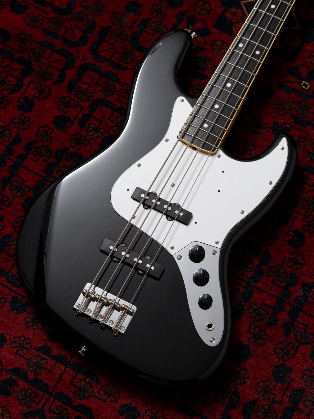 2005 Fender JB65B-85US '65 Jazz Bass, Matching Headstock, USA Vintage Pickups, Dots & Binding, Black