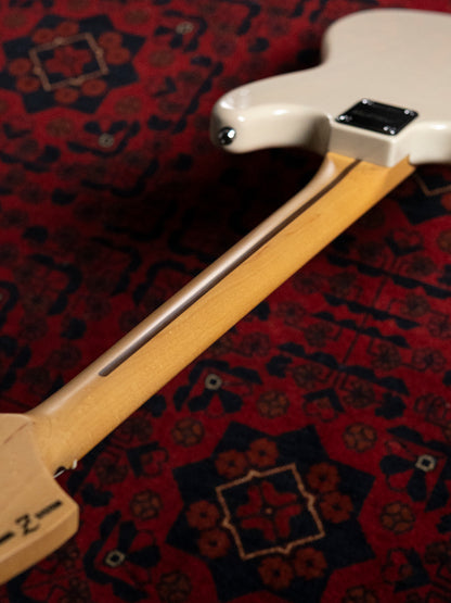 2010's Atelier Z BabyZ-4J, 7.3lbs, Matching Headstock, Transparent White, Short Scale, Ash