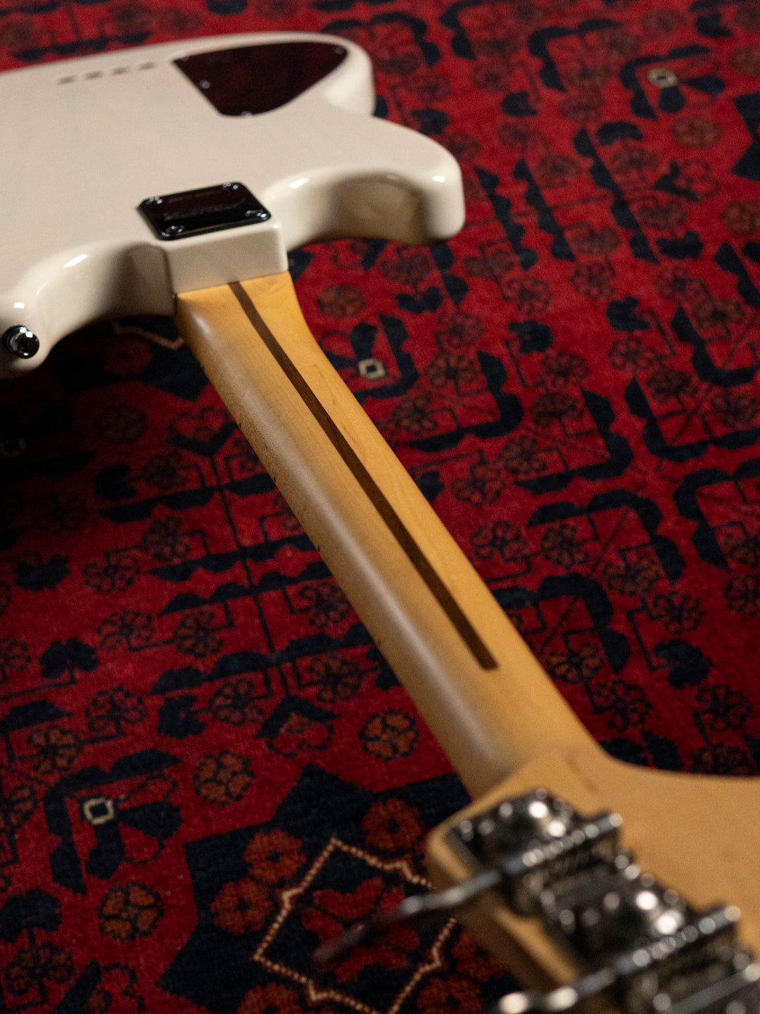 2010's Atelier Z BabyZ-4J, 7.3lbs, Matching Headstock, Transparent White, Short Scale, Ash
