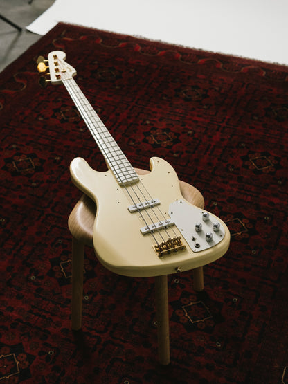 1989 Fender "Order Made" JB75-900 Jazz Bass, Gold Hardware, Fully Painted, Snow White